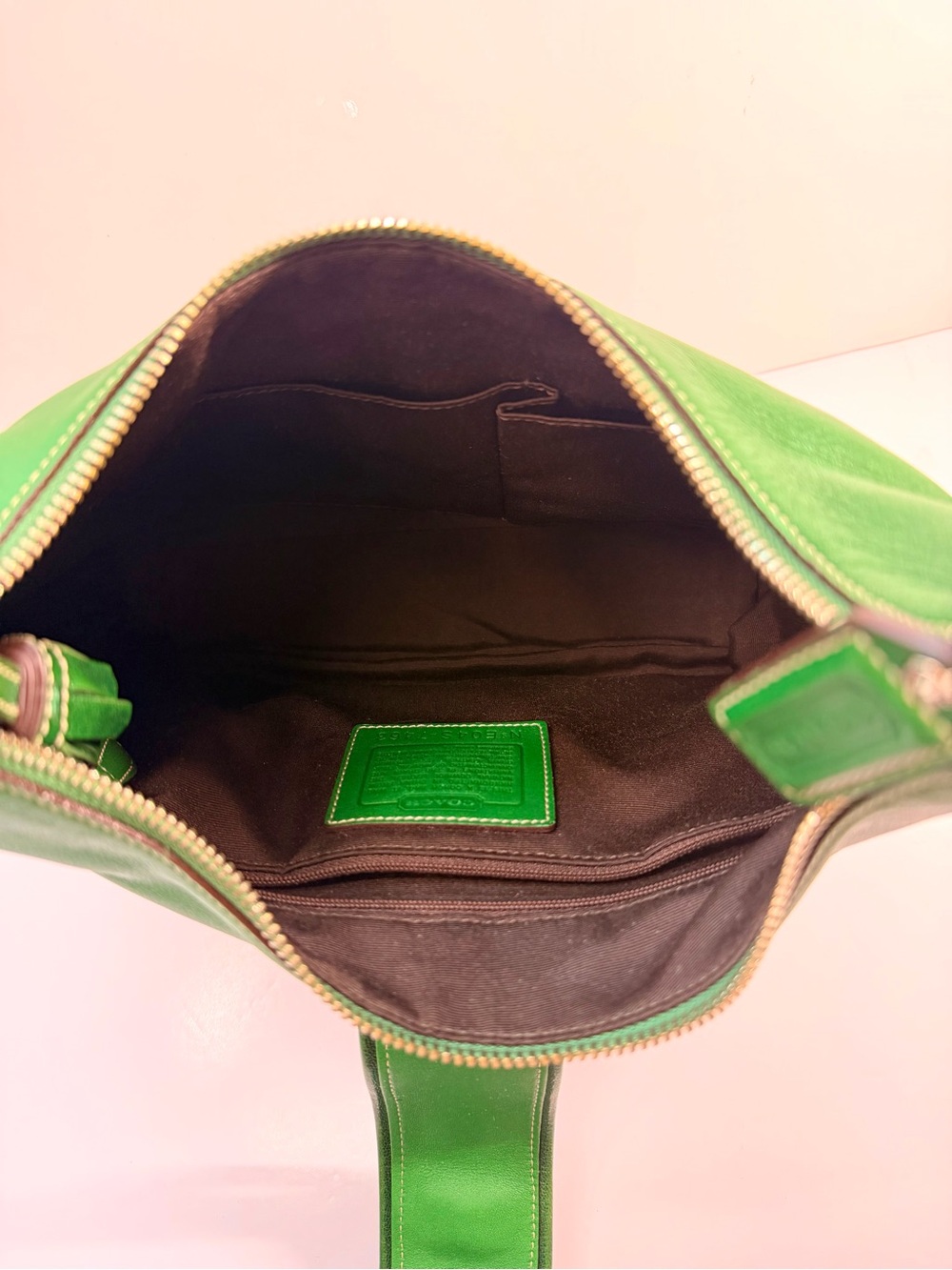 🍃 Rare Vintage Coach Soho Flap Ergo Shoulder Bag – Kelly Green Purse - Picture 10 of 16